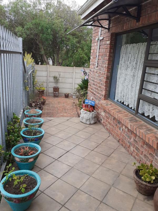 3 Bedroom Property for Sale in Albertinia Western Cape